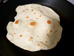 usmażona tortilla pszenna
